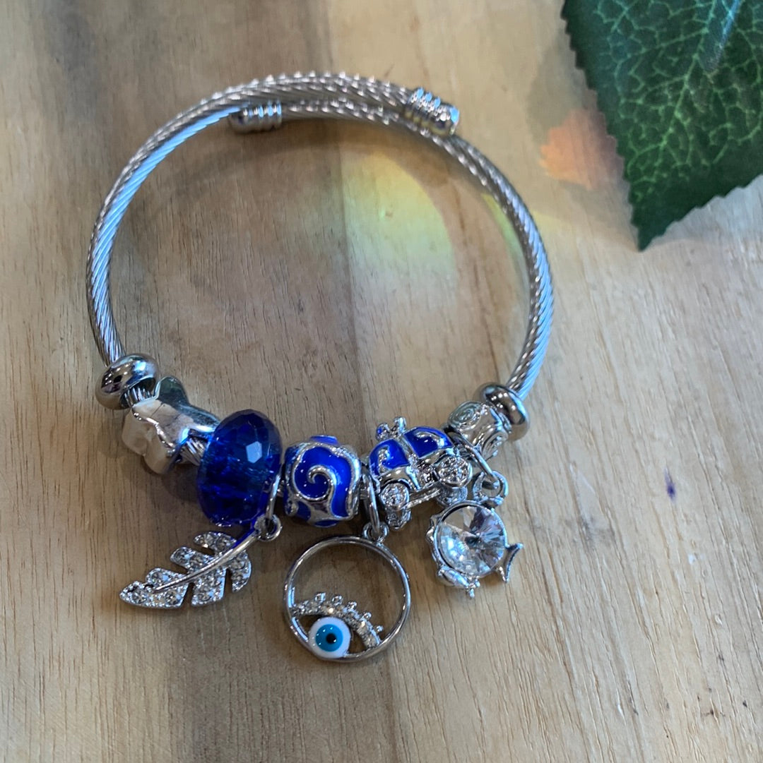 CHARM BRACLETS (NON CRYSTAL)