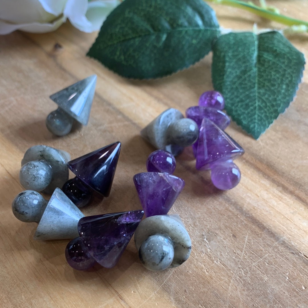 CRYSTAL SPIN TOPS (LABRADORITE & AMETHYST)