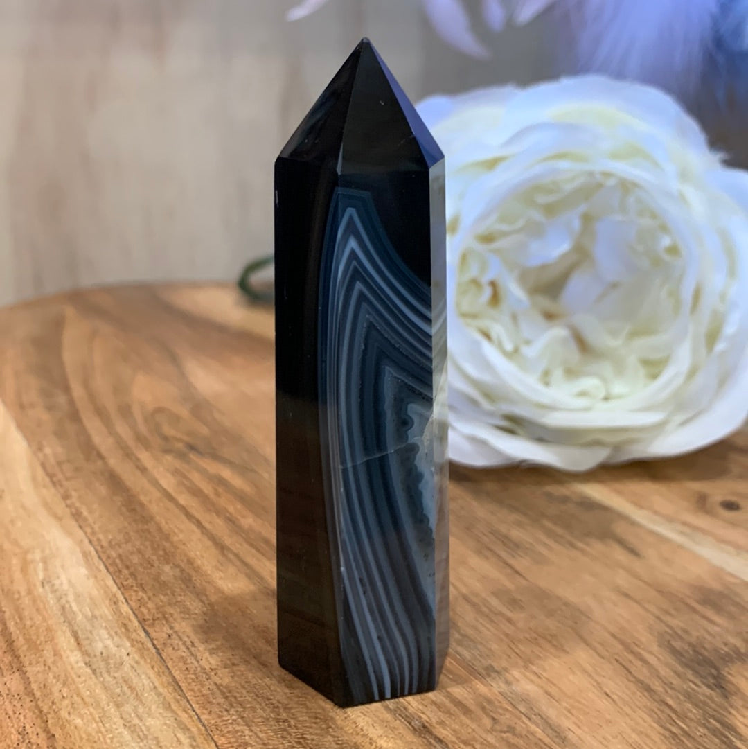 BLACK AGATE POINTS