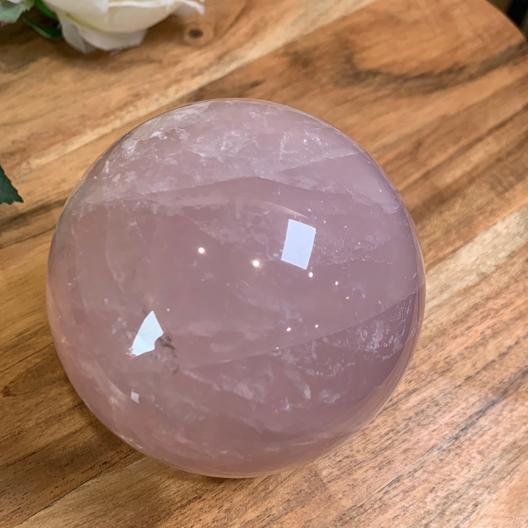 ROSE QUARTZ SPHERE (SPECIAL WTIH STAR AND DENDRETIC INSIDE)