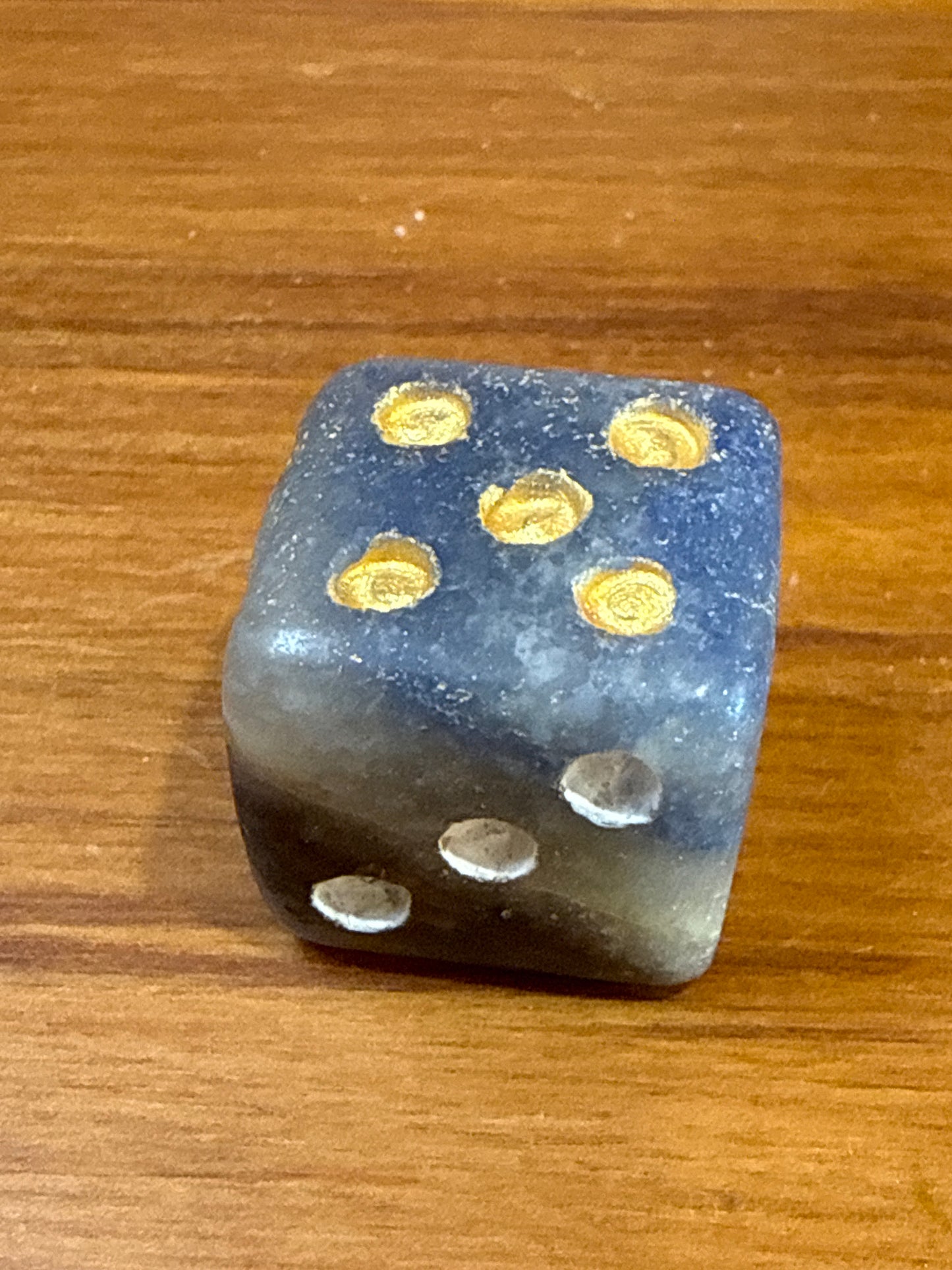 CRYSTAL DICE