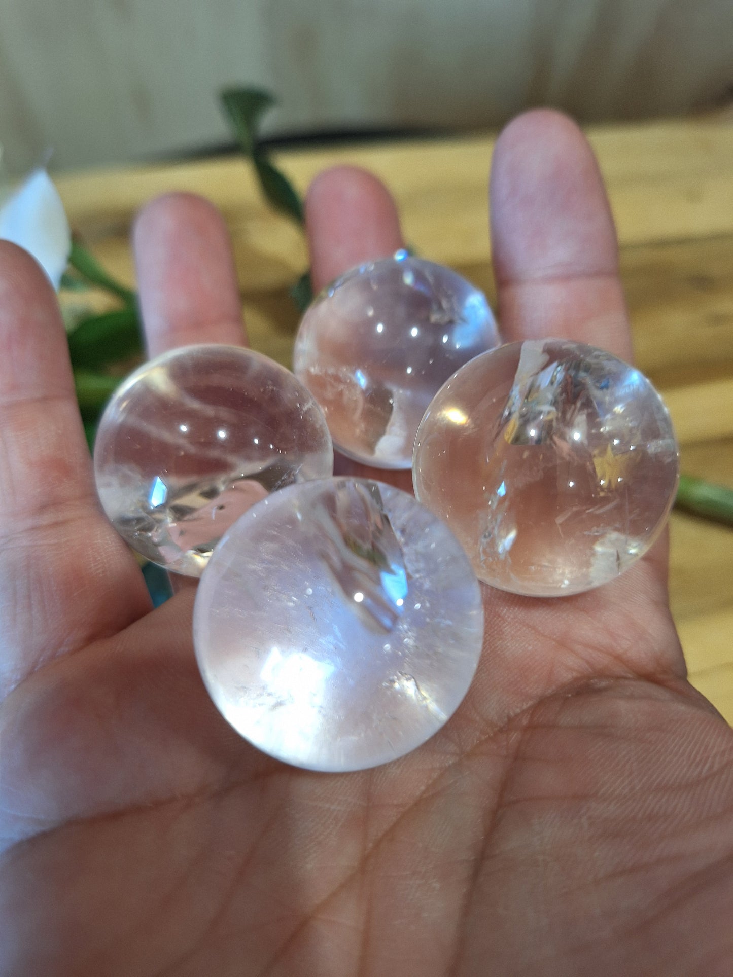 CLEAR QUARTZ SPHERES