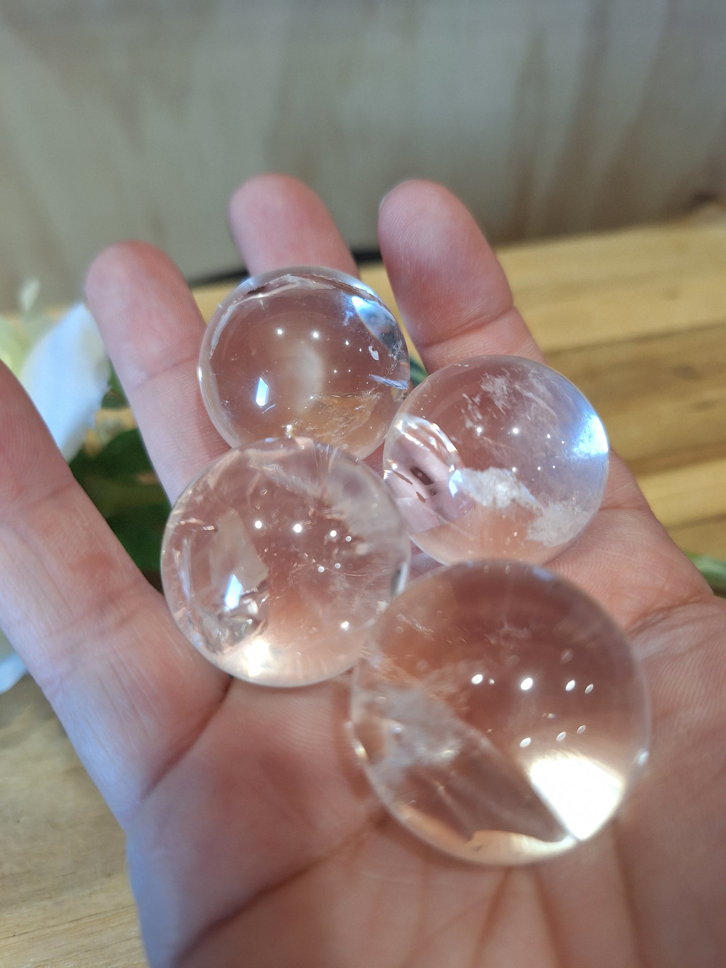 CLEAR QUARTZ SPHERES