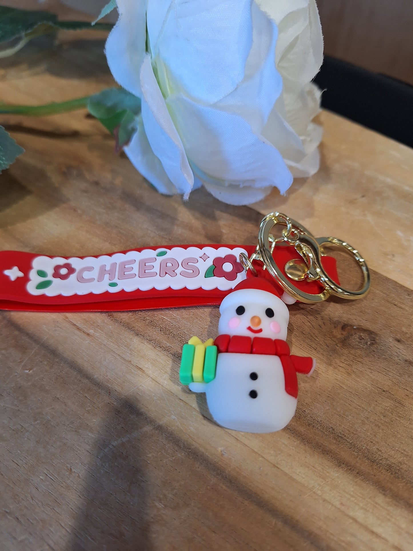 POPULAR CHARACTER KEYRINGS WITH WRISTLET ATTACHED