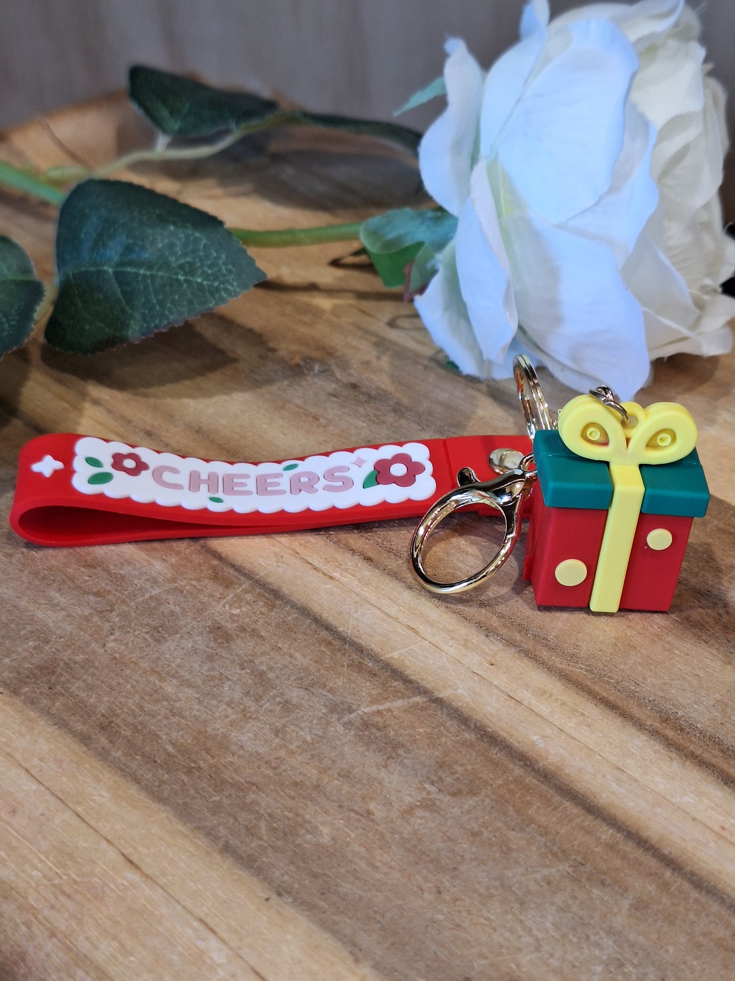 POPULAR CHARACTER KEYRINGS WITH WRISTLET ATTACHED