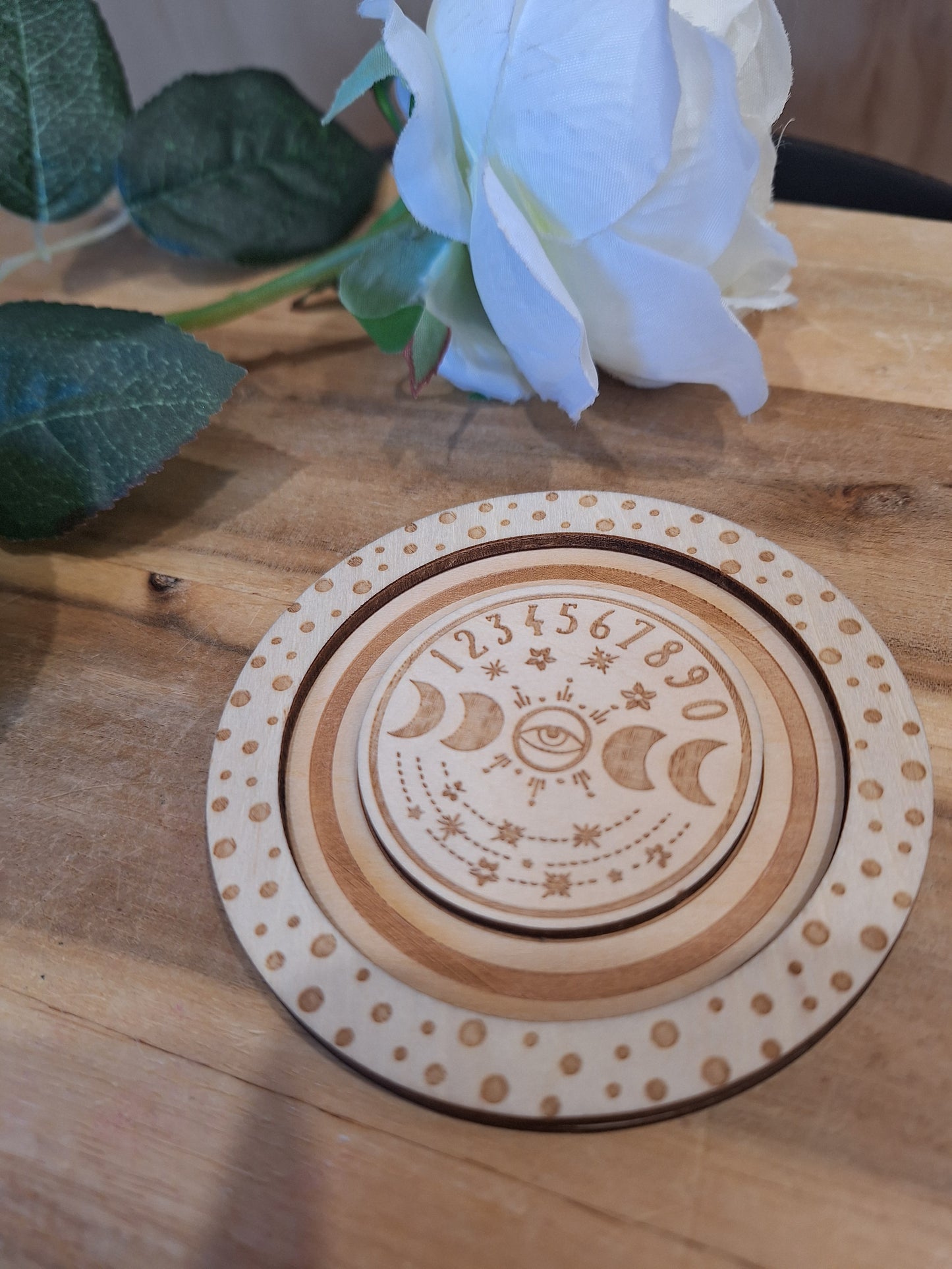 WOODEN GRID BRACELET HOLDERS