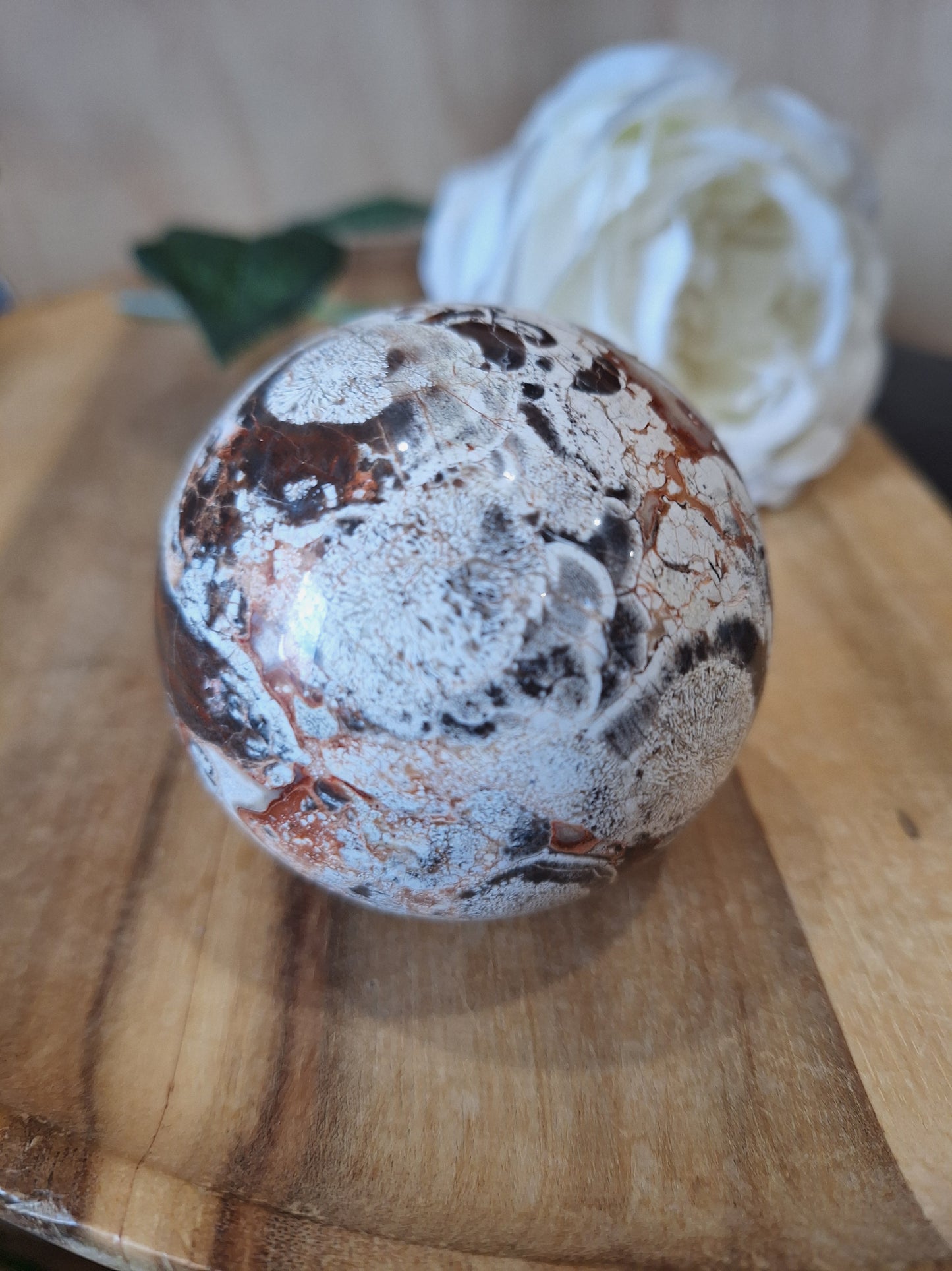 MEXICAN AGATE SPHERE (ALSO KNOWN AS CRAZY LACE)