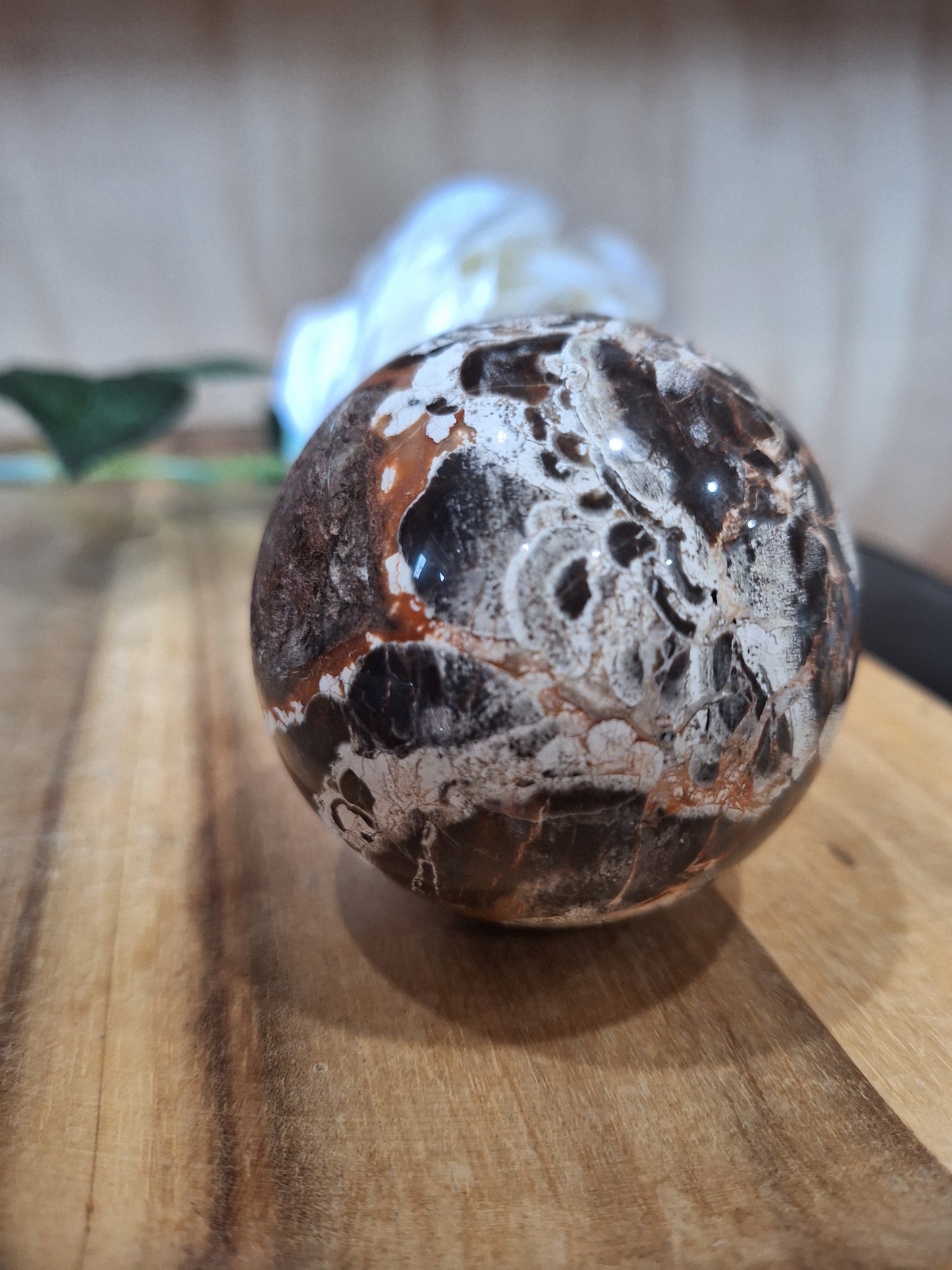 MEXICAN AGATE SPHERE (ALSO KNOWN AS CRAZY LACE)
