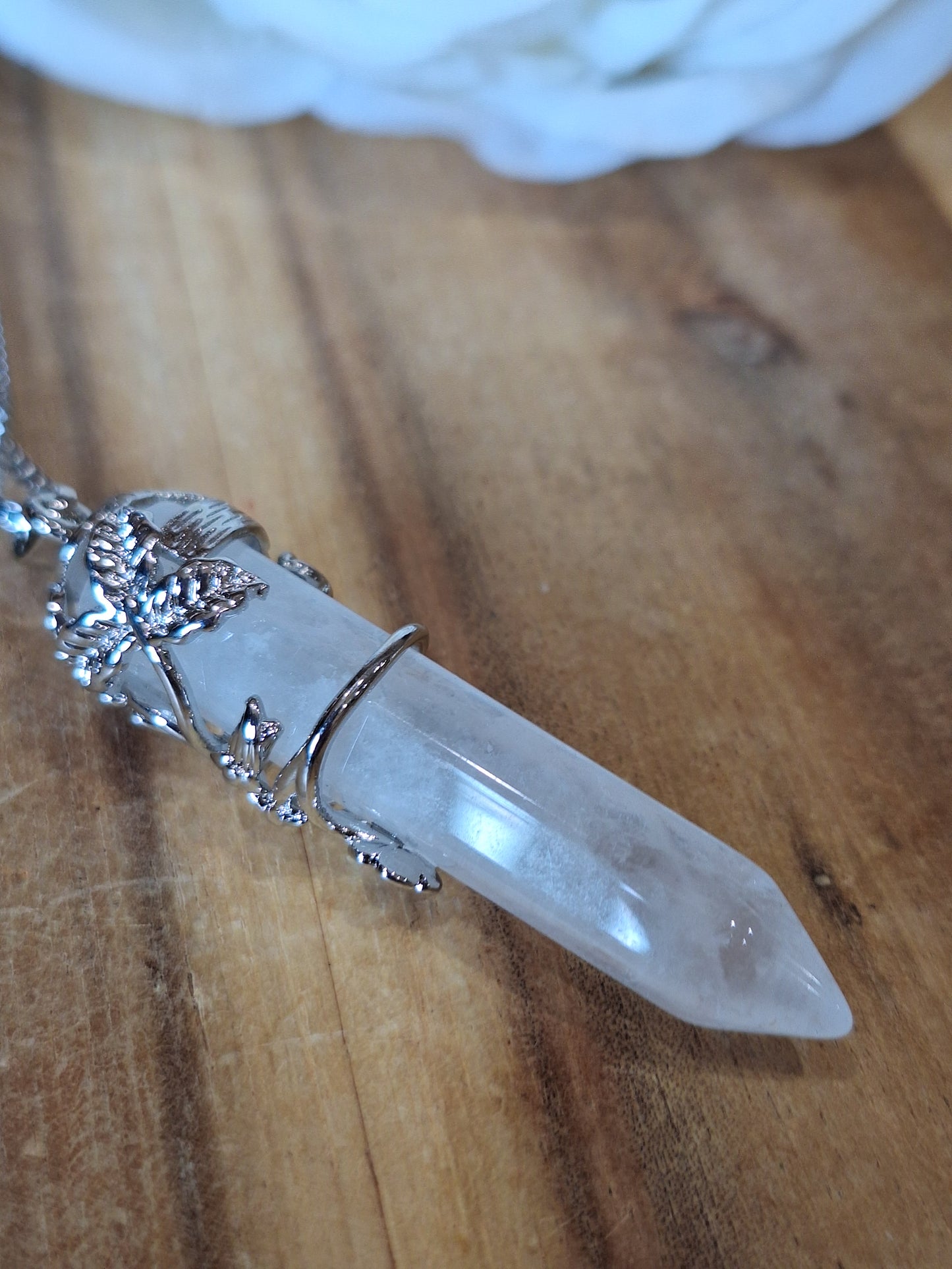 CLEAR QUARTZ ROSE NECKLACE