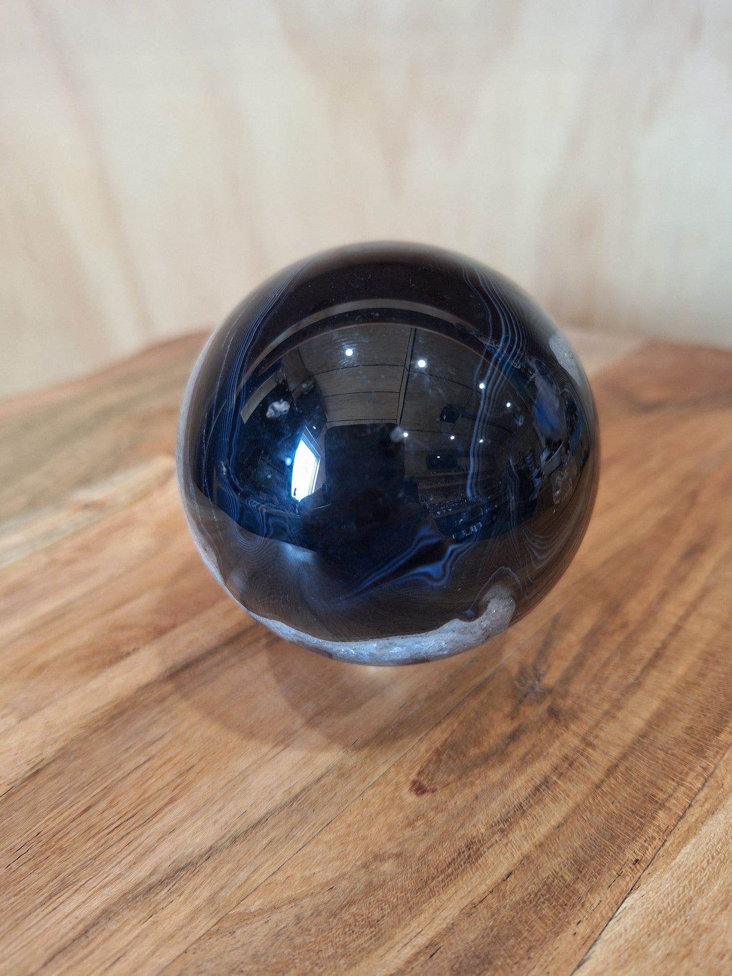 BLACK AGATE WITH CITRINE SPHERES