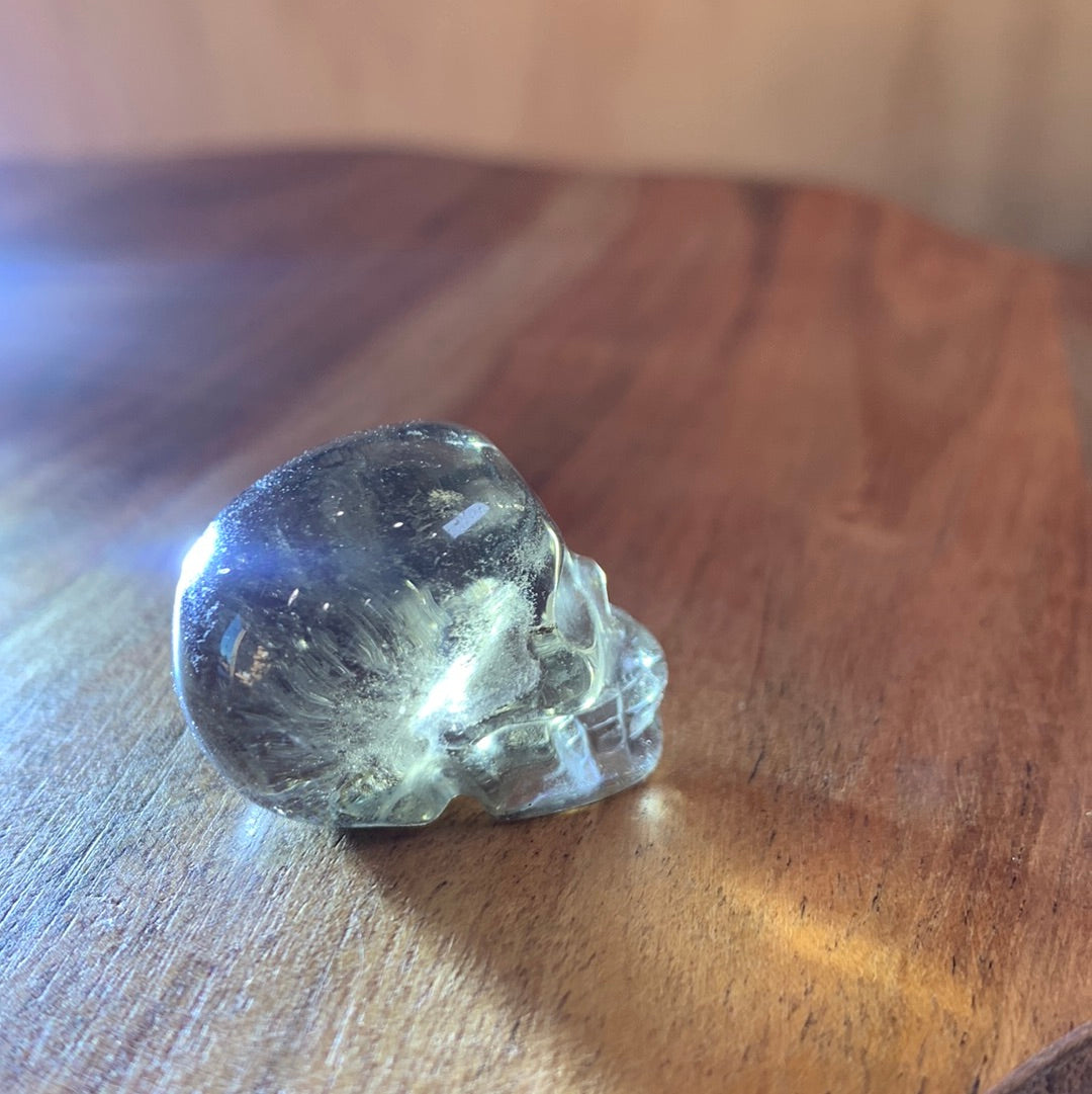 SMOKEY QUARTZ SKULL (SMALL)