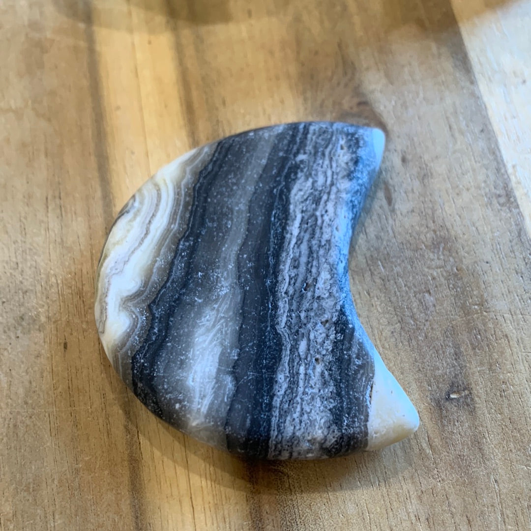BLACK AGATE MOON