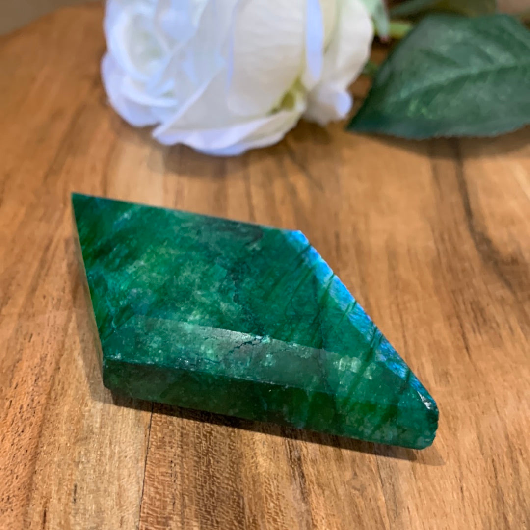 GREEN DYED MOONSTONE DIAMOND