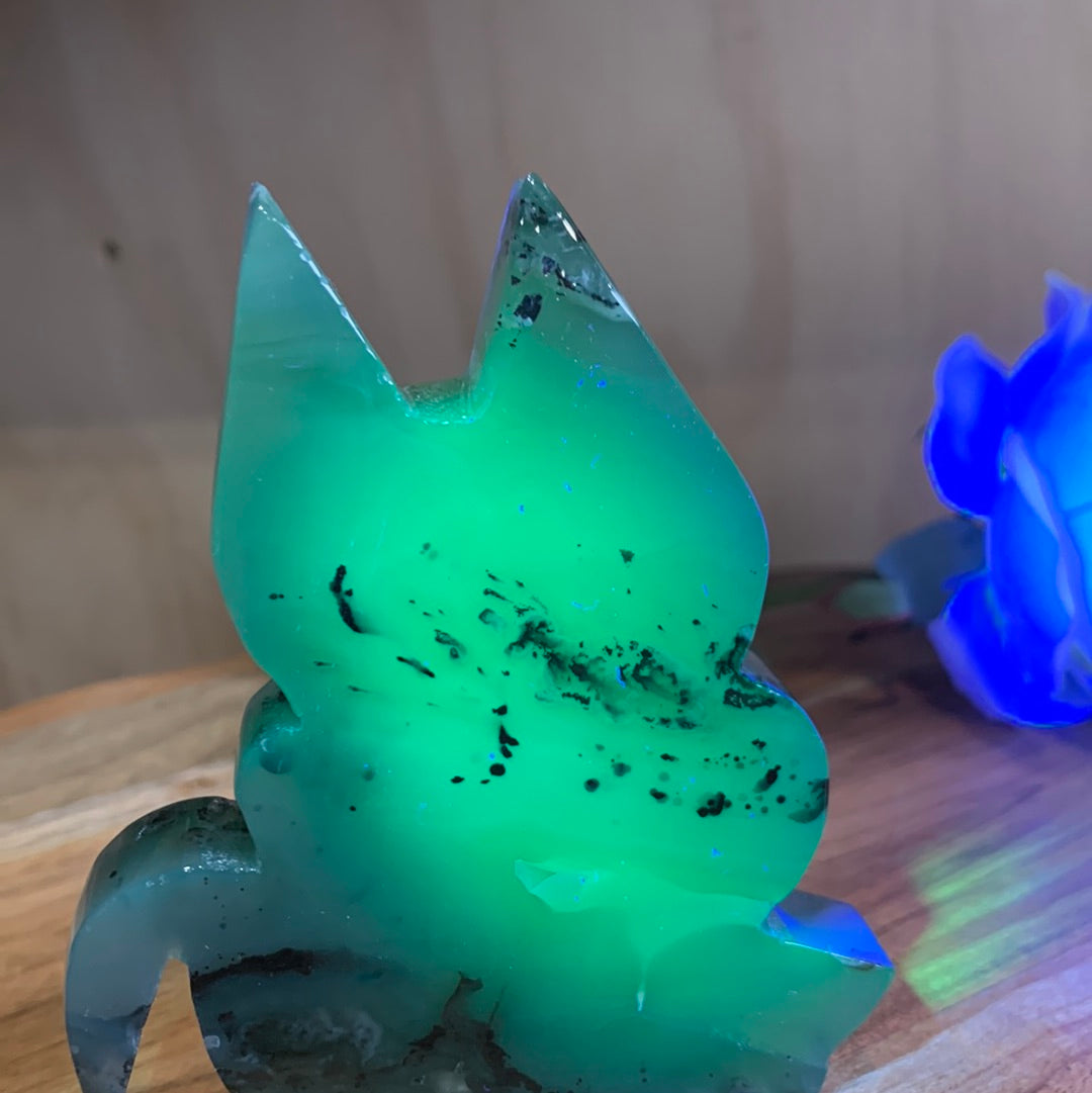VOLCANO AGATE CATS (LARGE)