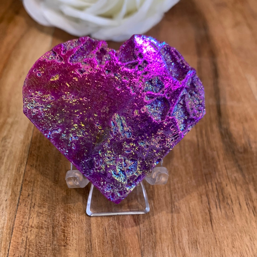 AURA COATED SPHALERITE HEARTS