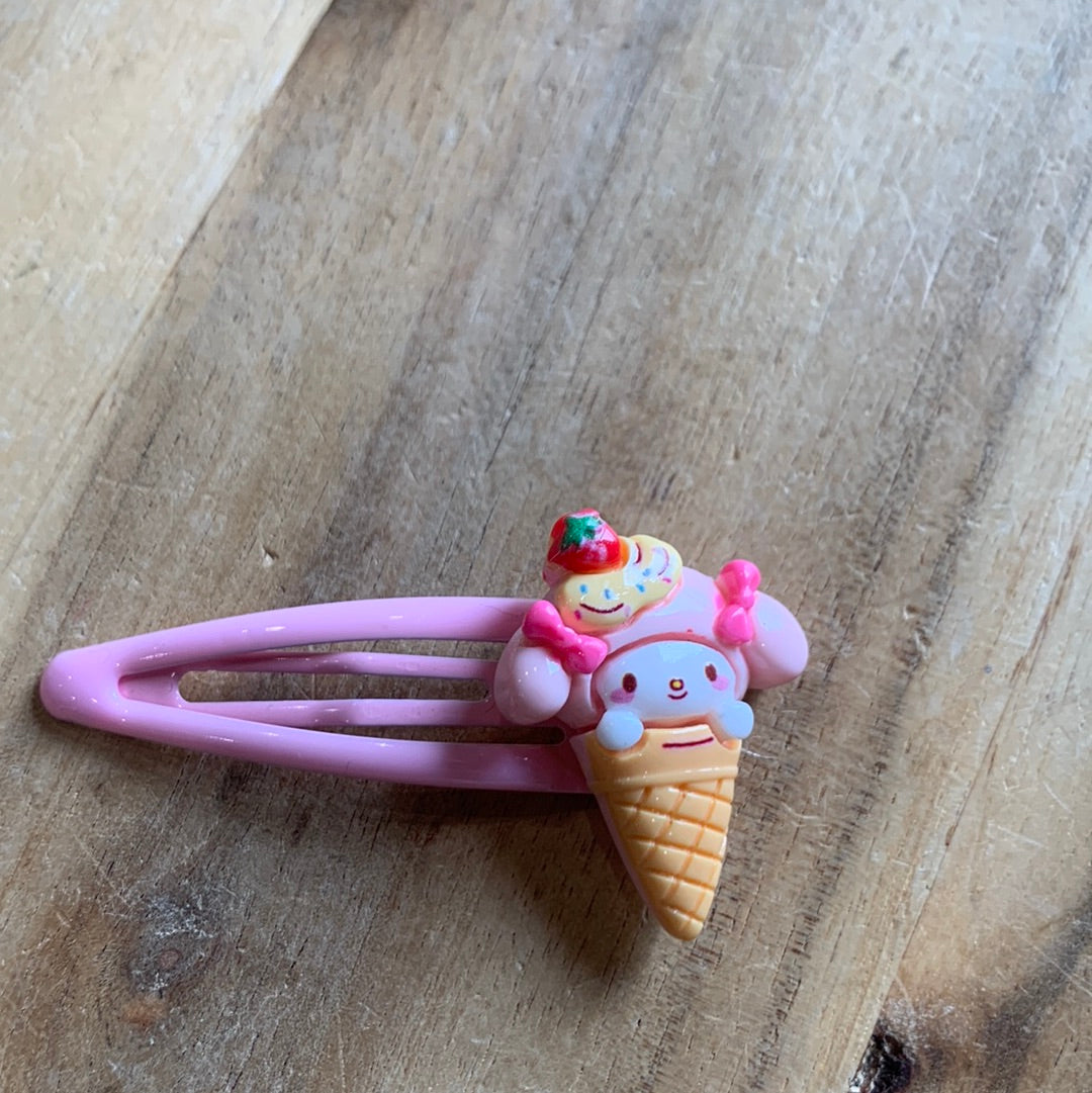 HAIR CLIPS & CLAW CLIPS