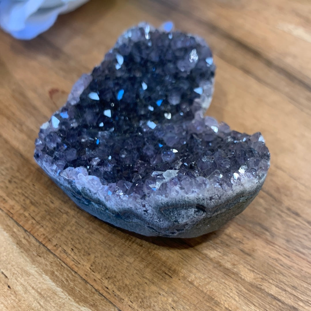 AMETHYST CLUSTER HEART