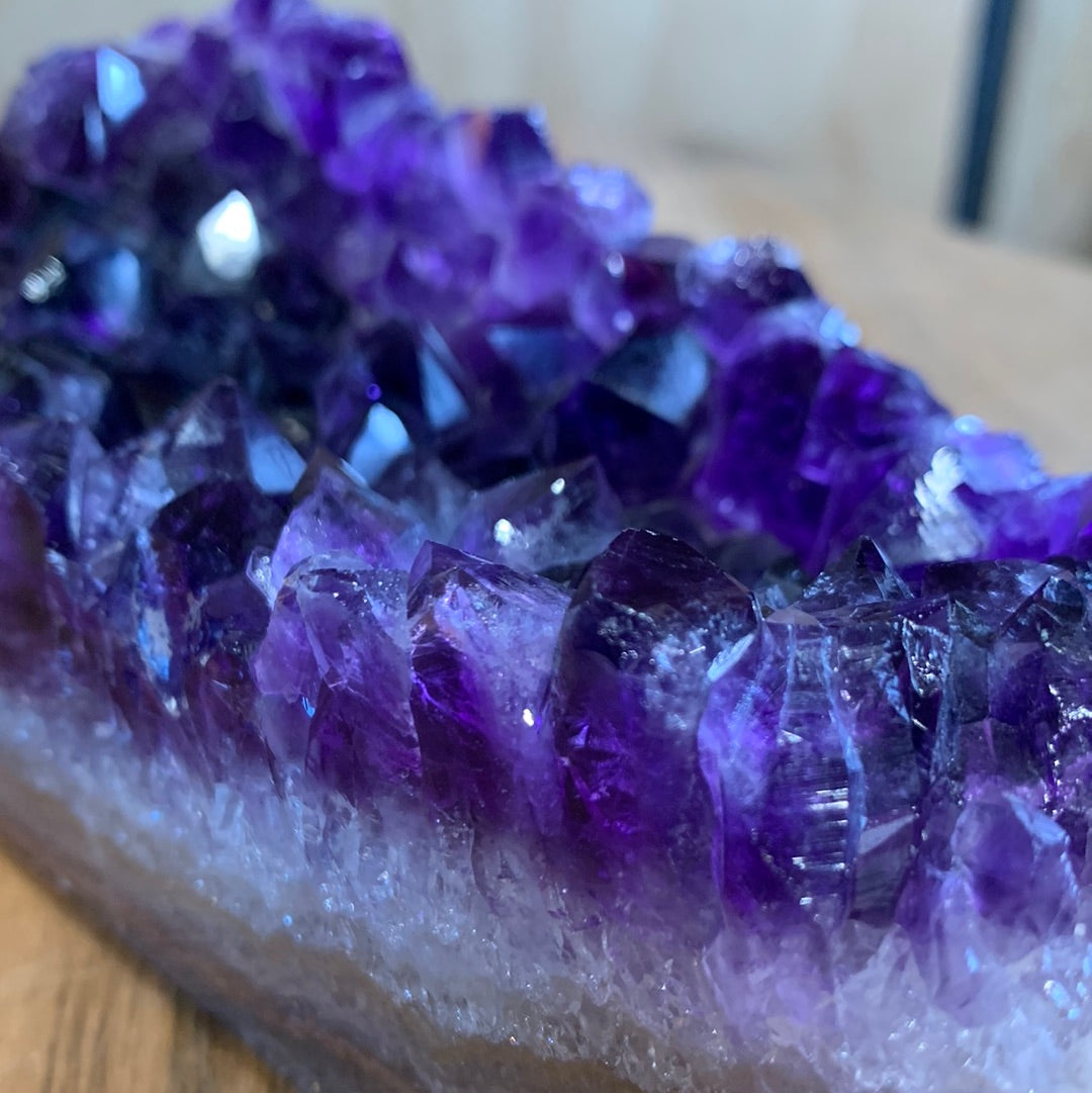 UNIQUE DARK PURPLE AMETHYST TOWER SPECIMEN
