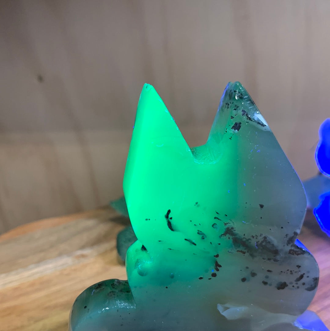 VOLCANO AGATE CATS (LARGE)
