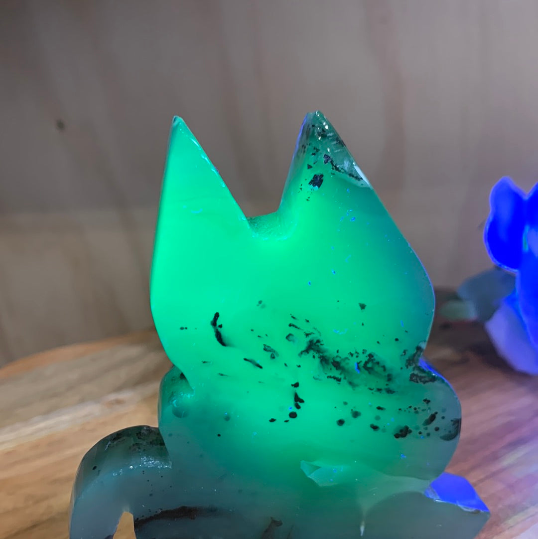 VOLCANO AGATE CATS (LARGE)