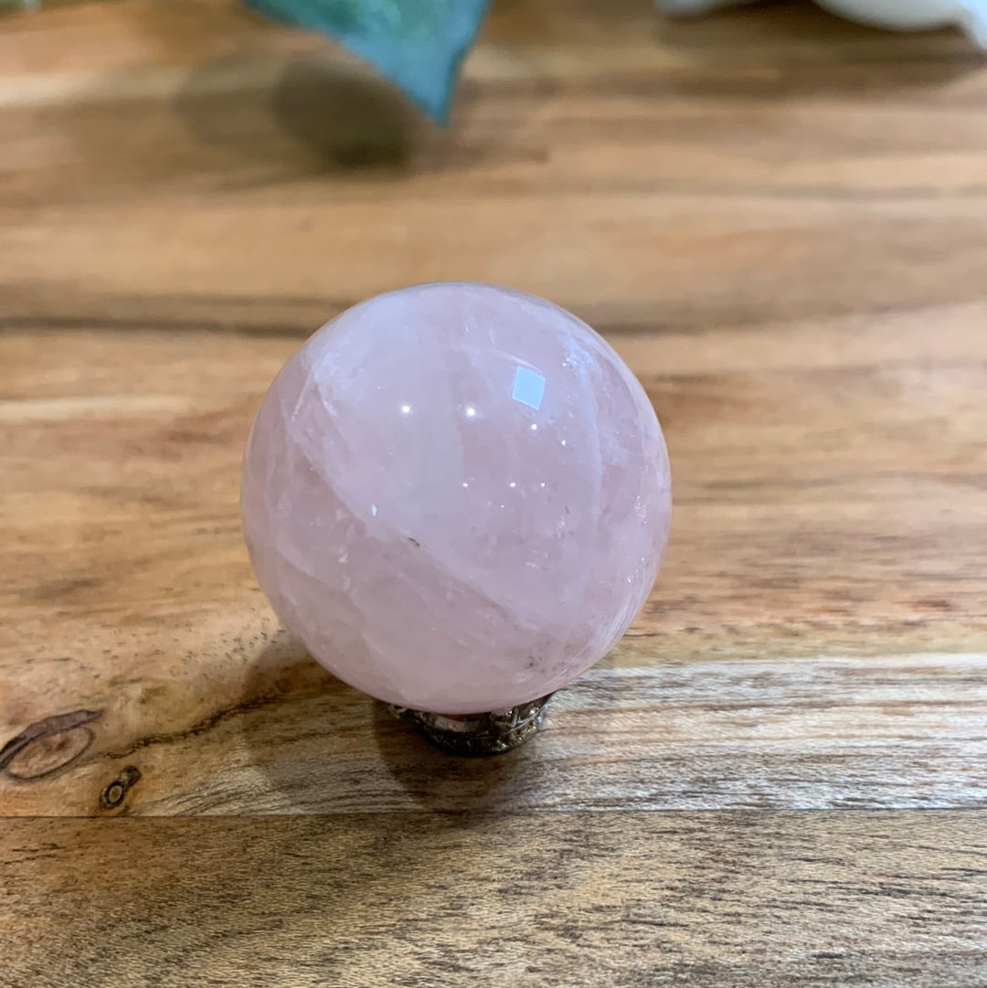 ROSE QUARTZ MEDIUM SPHERES