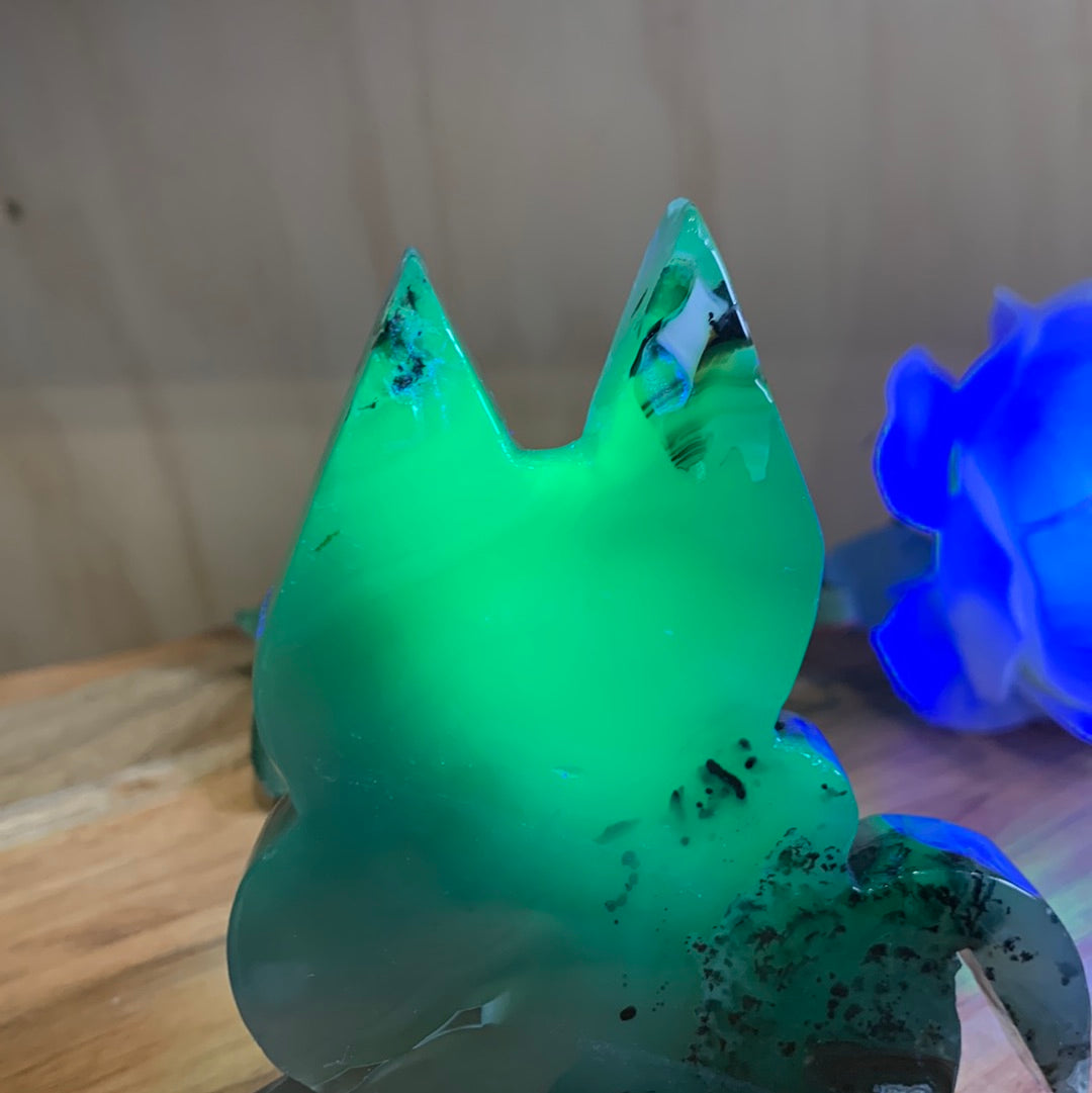 VOLCANO AGATE CATS (LARGE)