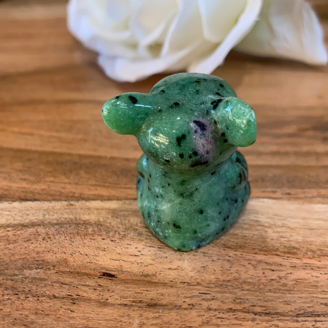 WINNIE THE POOH IN HONEY CALCITE, BLACK OBSIDIAN, OPALITE & RUBY ZIOSITE