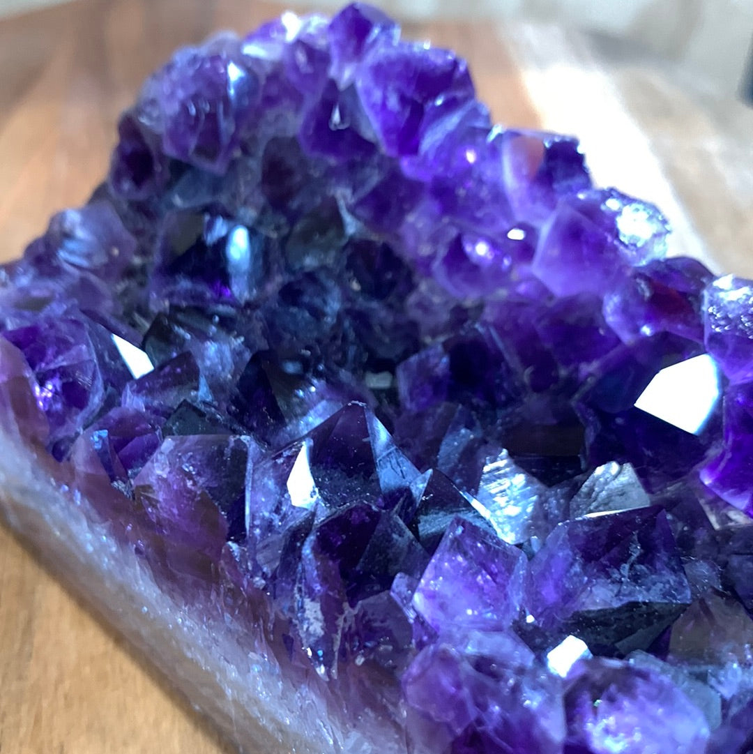 UNIQUE DARK PURPLE AMETHYST TOWER SPECIMEN