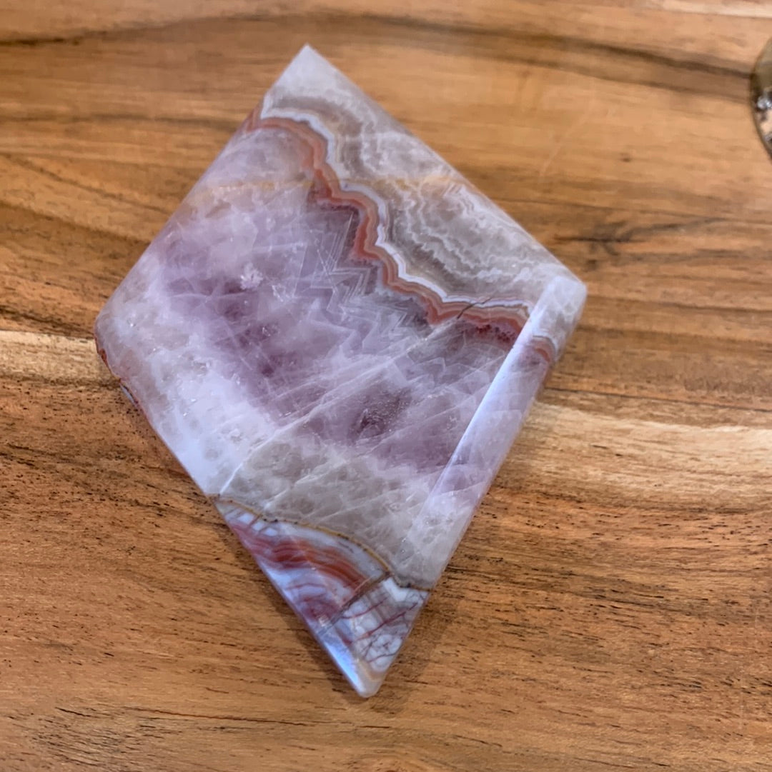 DREAM AMETHYST WITH MEXICAN AGATE DIAMOND WITH ASTROLOGY STAND INCLUDED