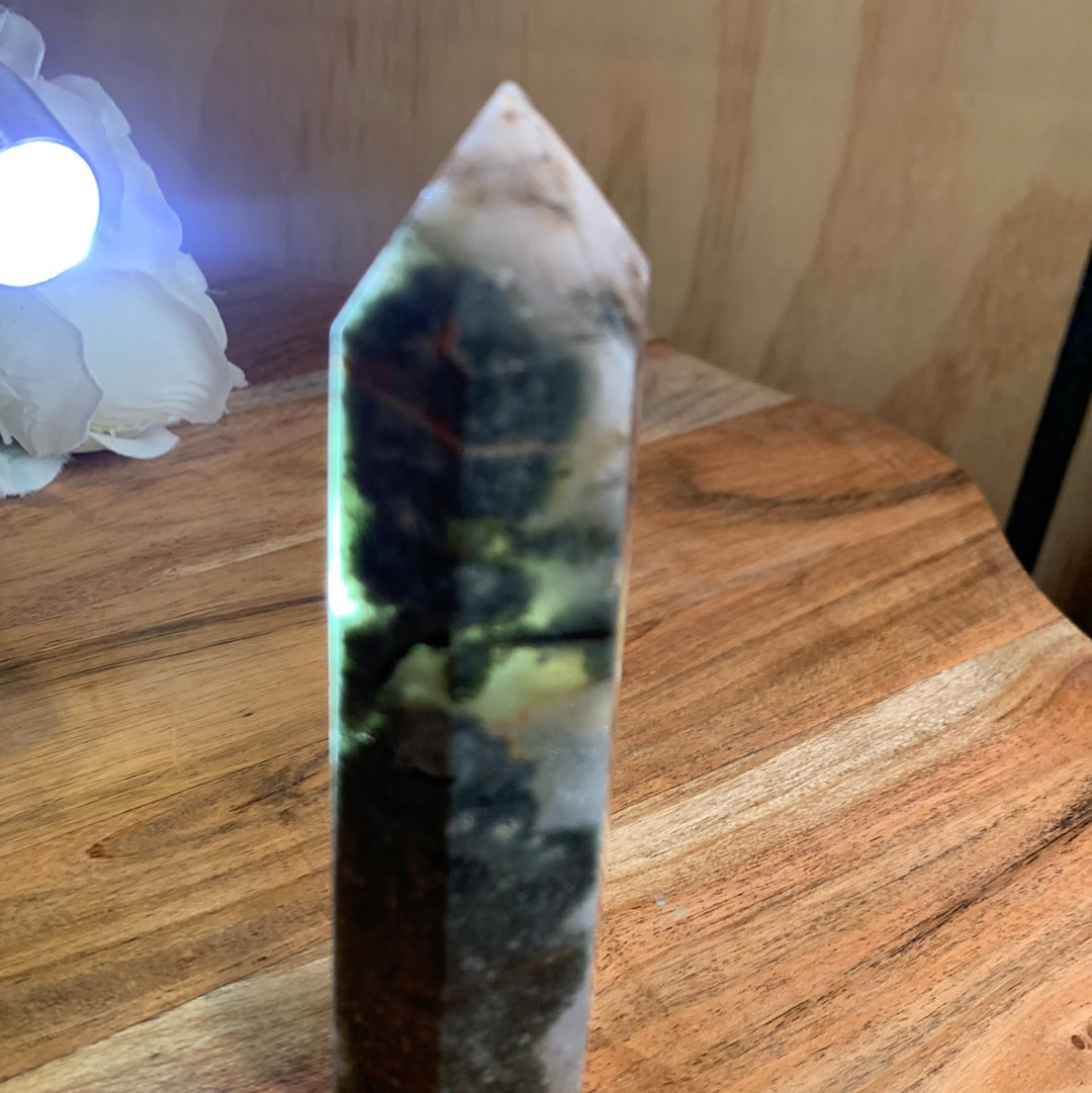 OCEAN JASPER WITH QUARTZ TOWER