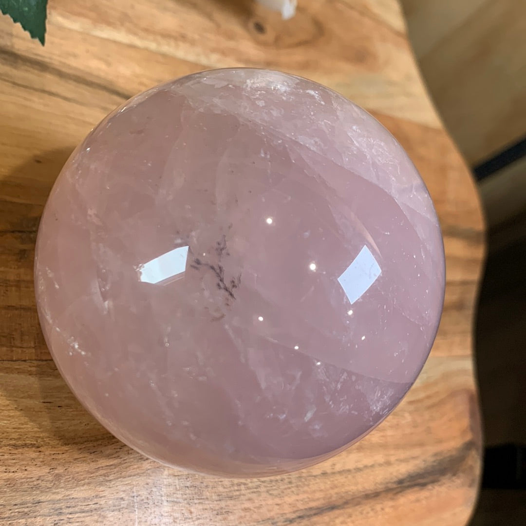 ROSE QUARTZ SPHERE (SPECIAL WTIH STAR AND DENDRETIC INSIDE)