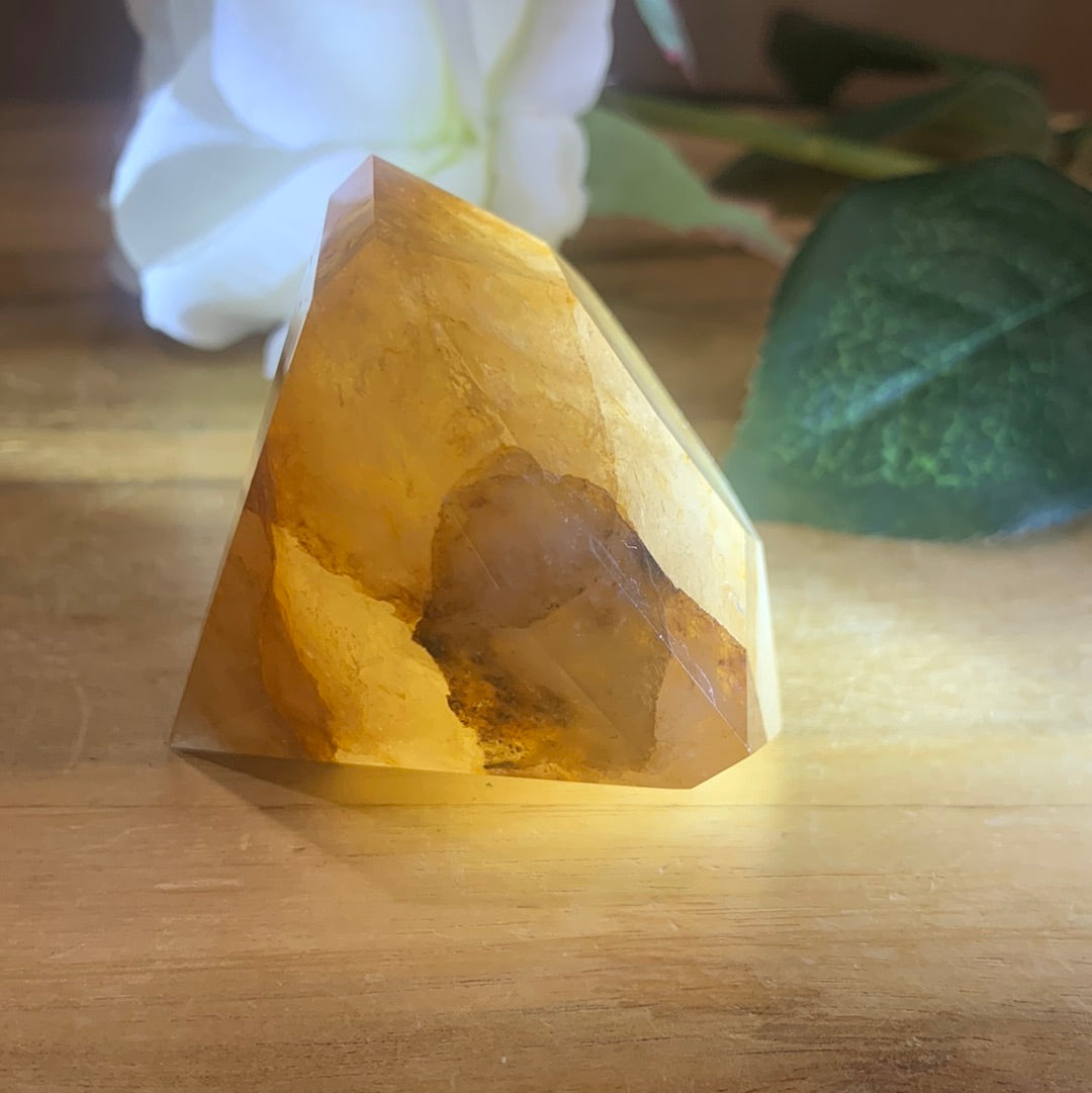 GOLDEN HEALER DIAMOND with STAND