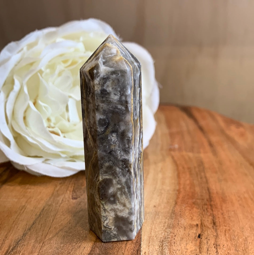 BANDED CALCITE POINT