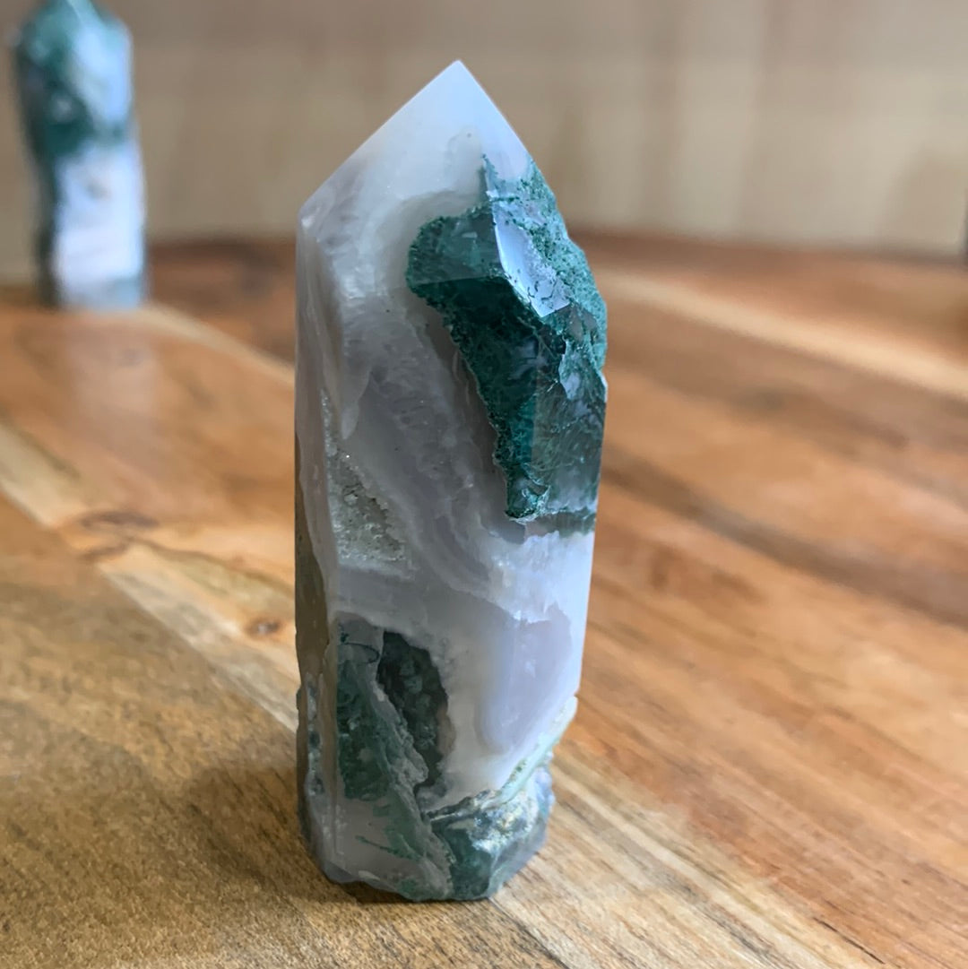 AGATE MOSS POINTS