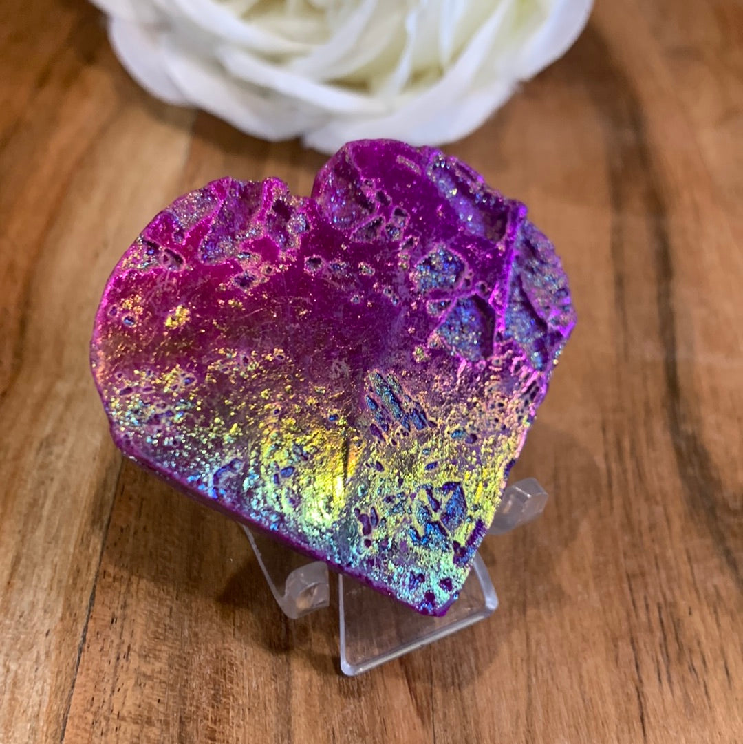 AURA COATED SPHALERITE HEARTS