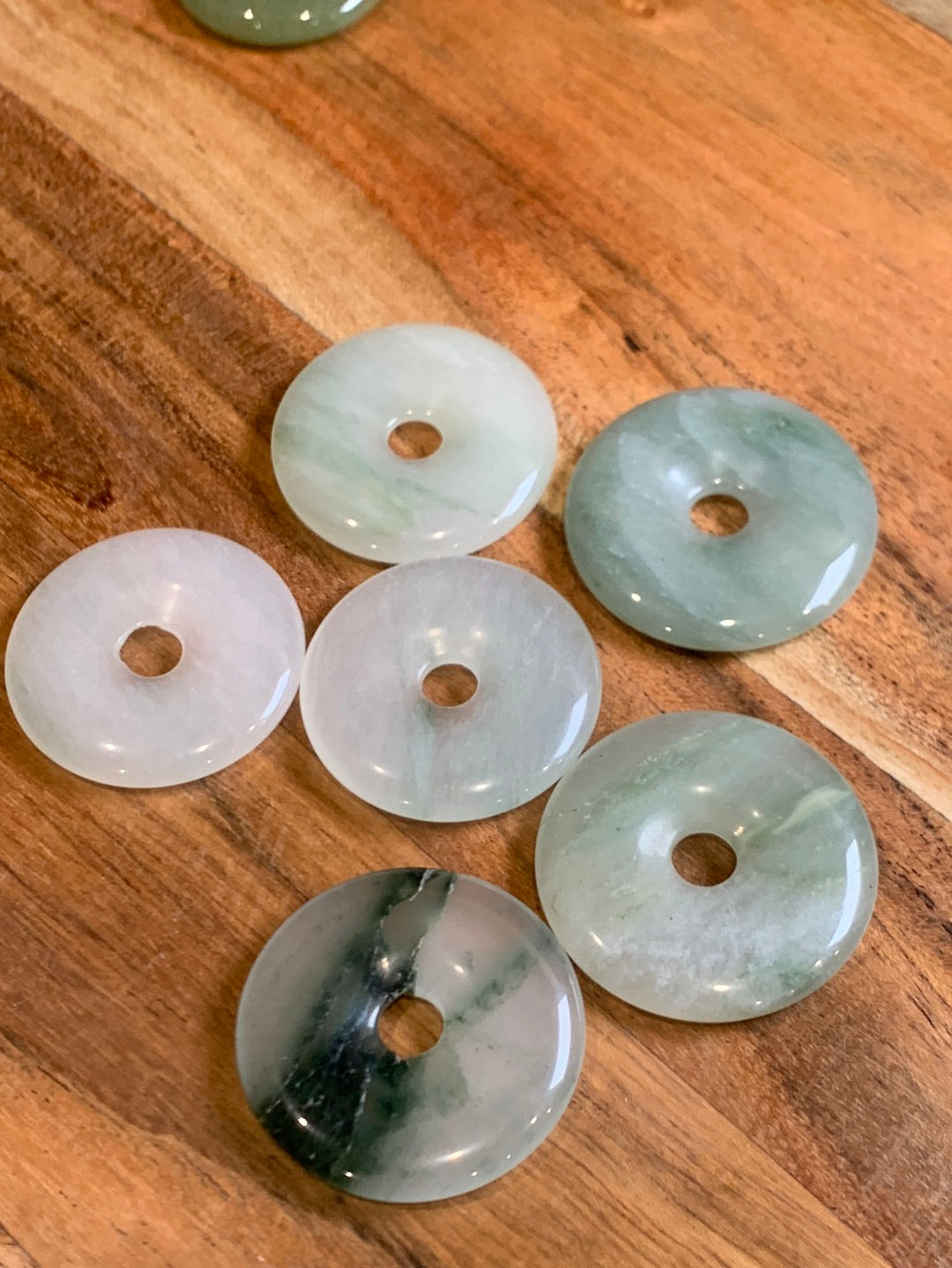 CRYSTAL DONUTS