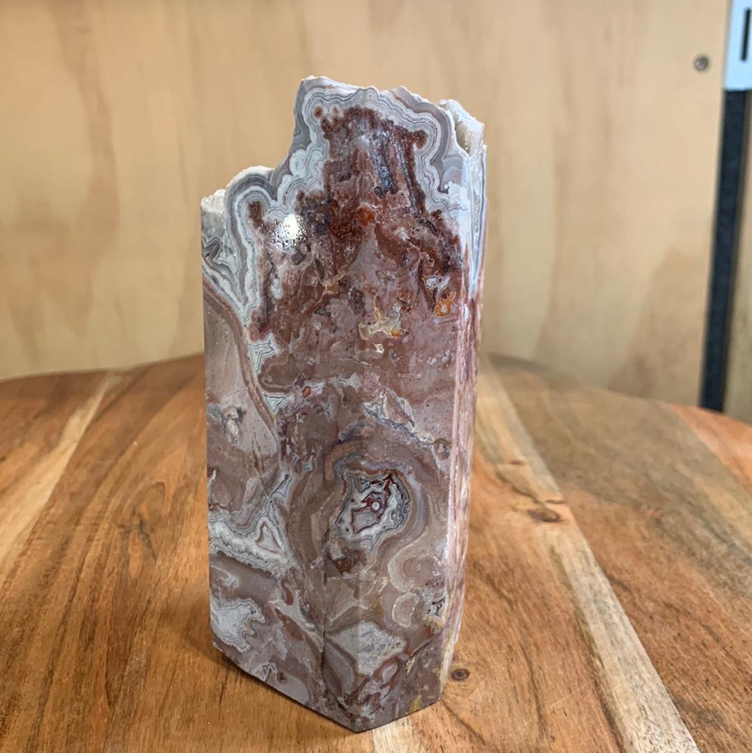 MEXICAN RED AGATE HALF TOWER
