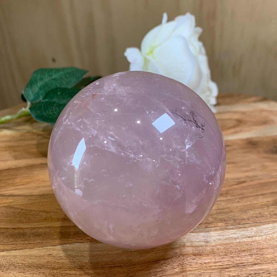 ROSE QUARTZ SPHERE (SPECIAL WTIH STAR AND DENDRETIC INSIDE)