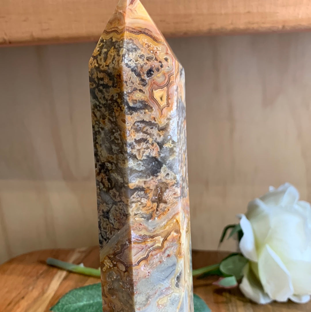 CRAZY LACE AGATE TOWER