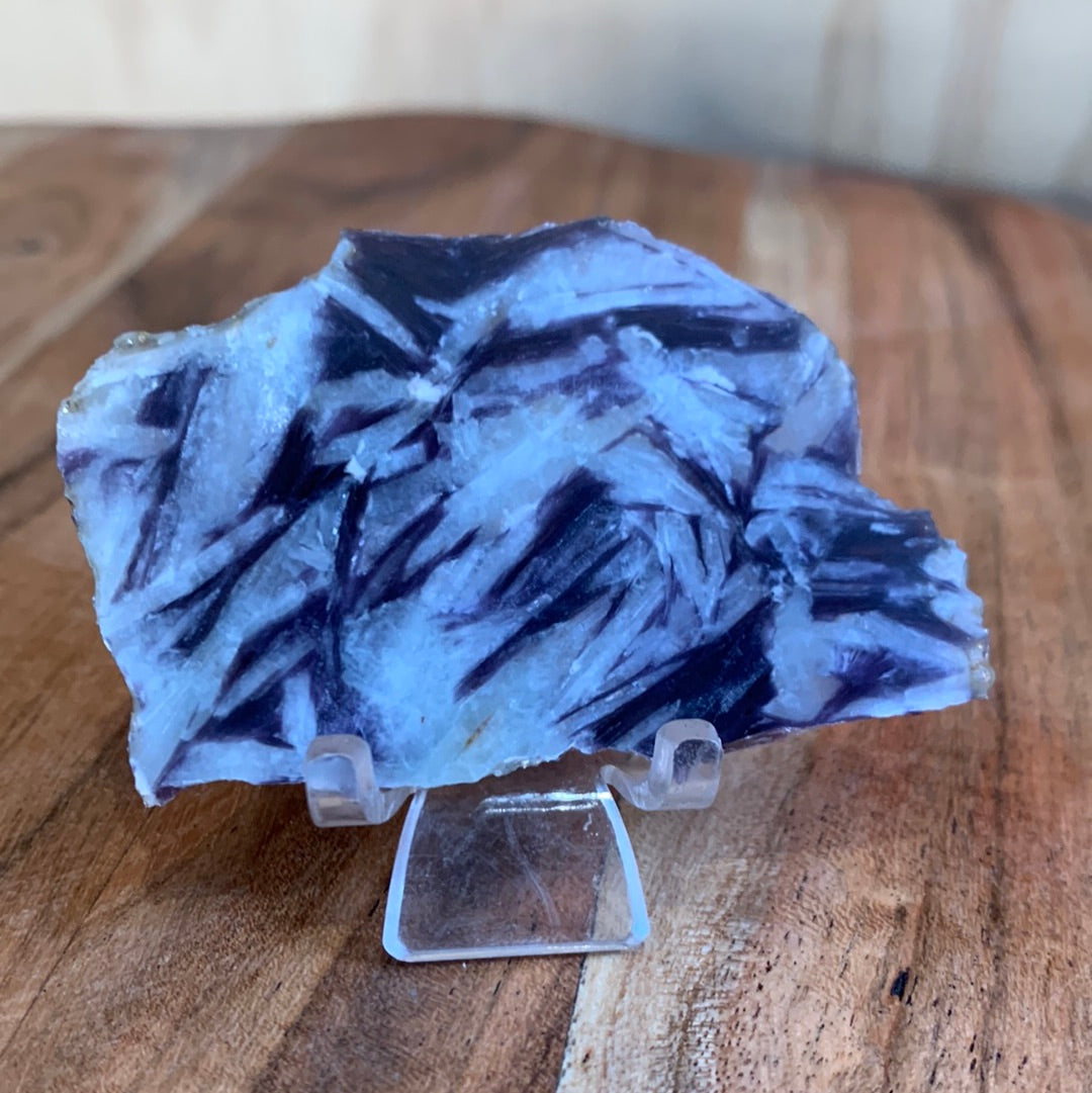 PURPLE MICA SLAB WITH STAND