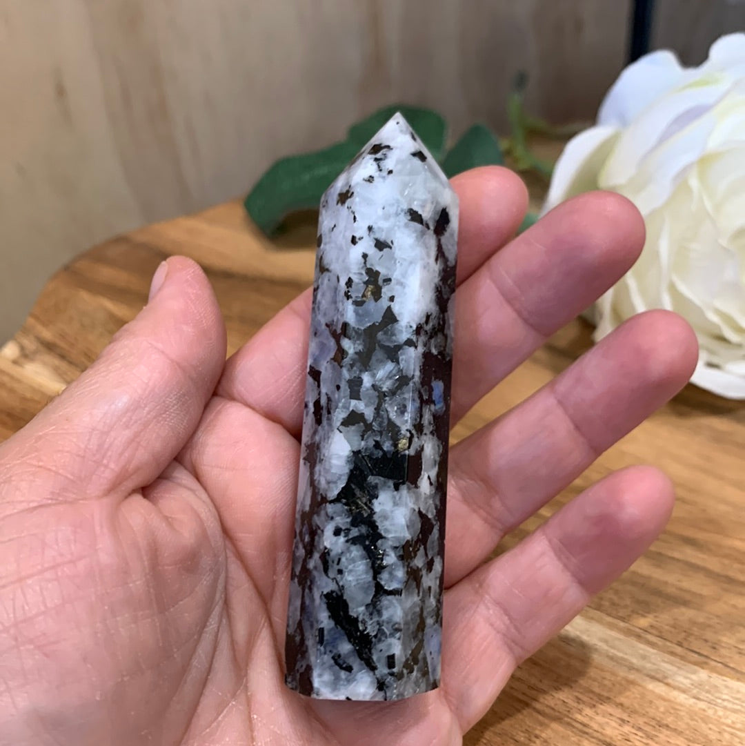 RAINBOW MOONSTONE POINTS