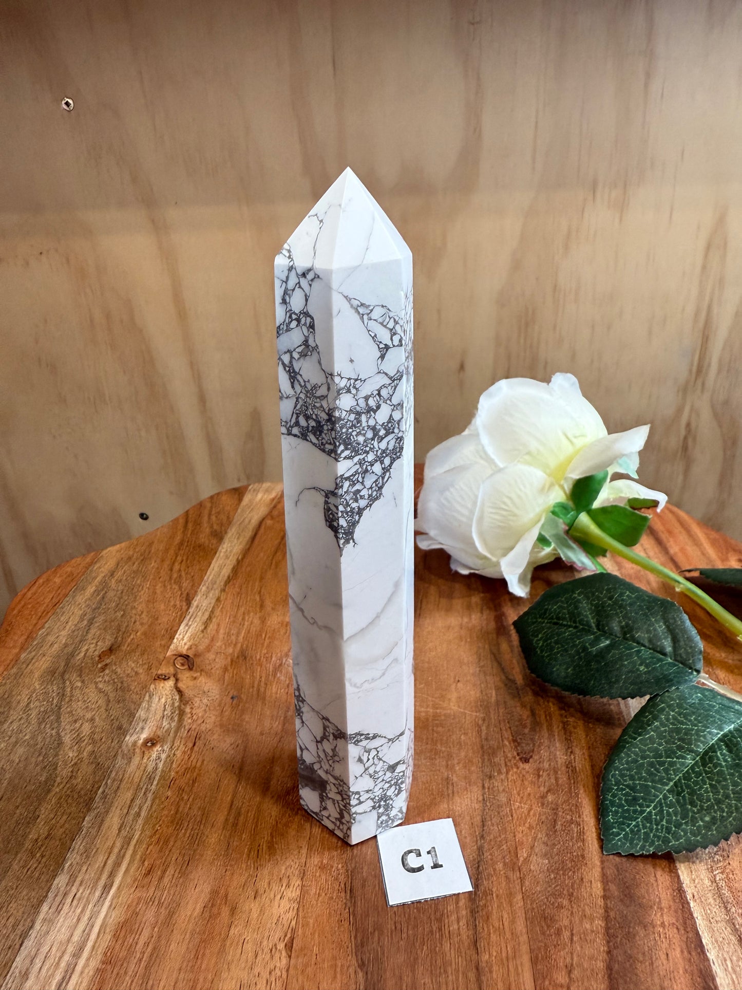 HOWLITE TOWERS