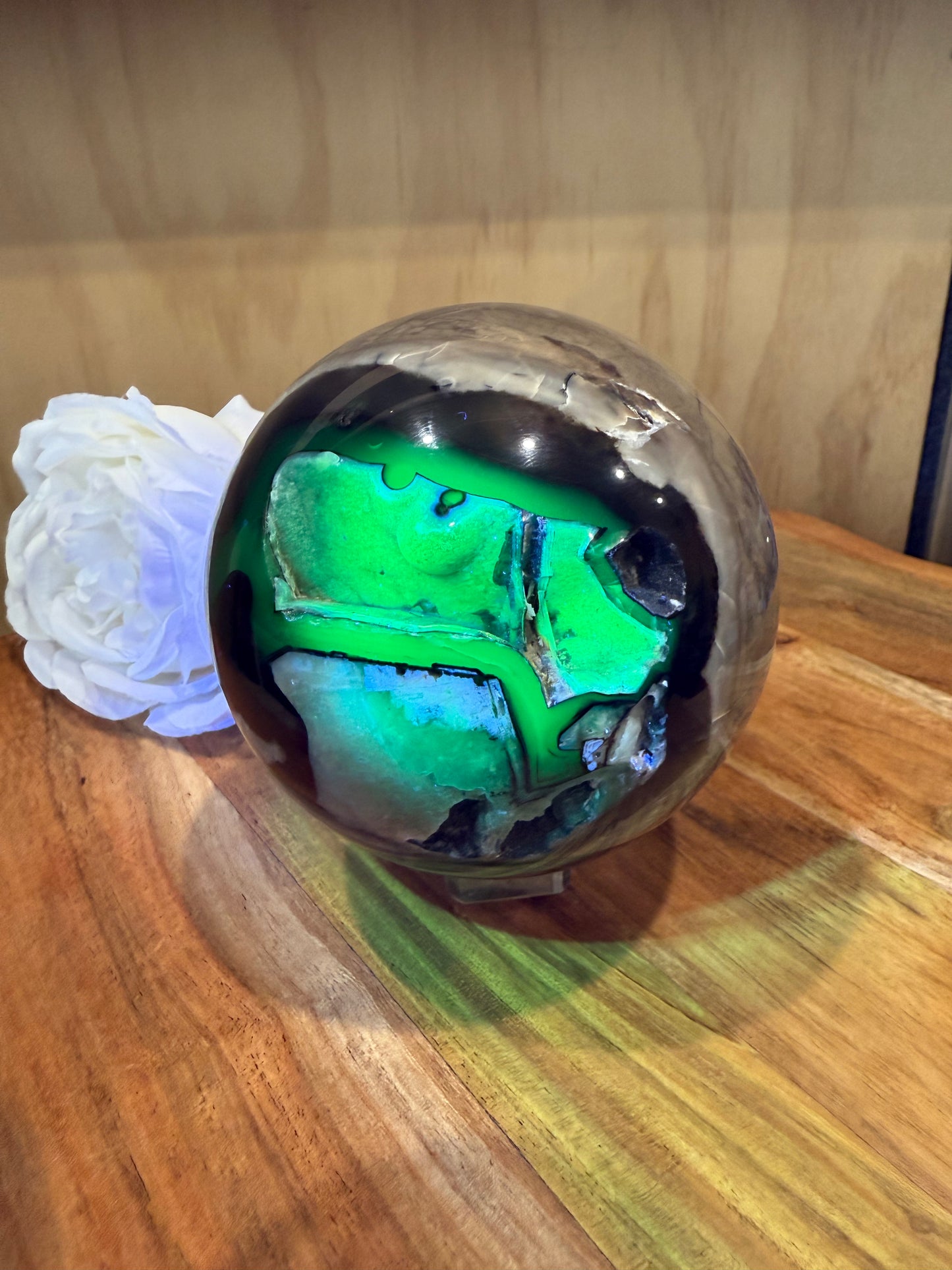 VOLCANO AGATE SPHERE (MASSIVE 2kg)