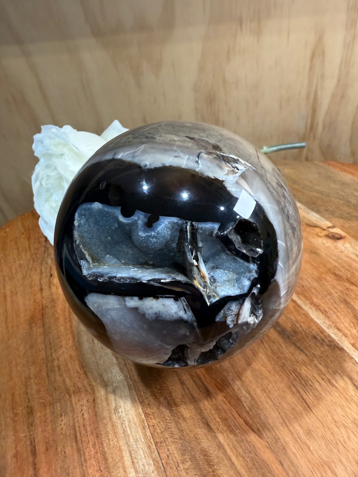 VOLCANO AGATE SPHERE (MASSIVE 2kg)