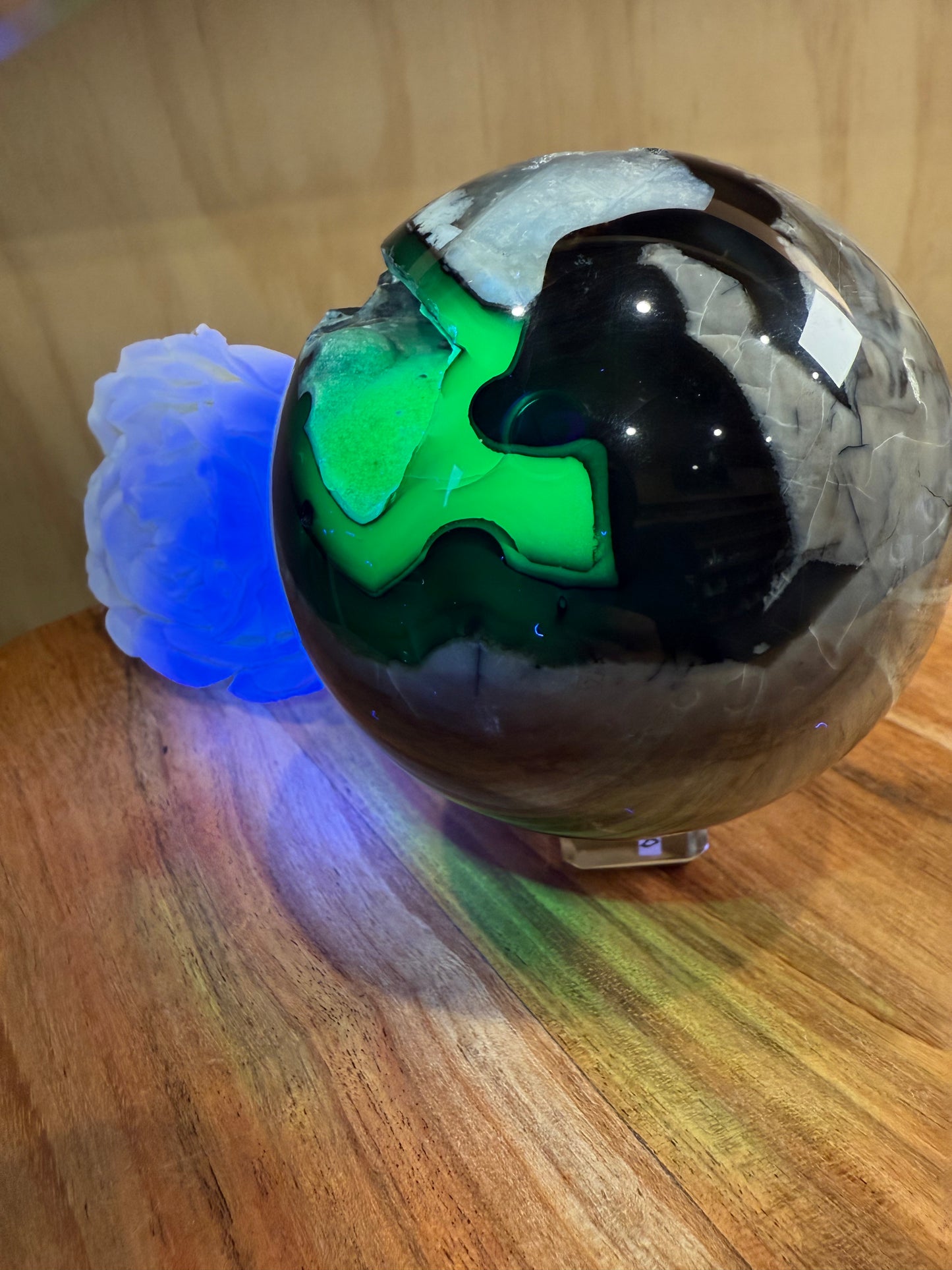 VOLCANO AGATE SPHERE (MASSIVE 2kg)
