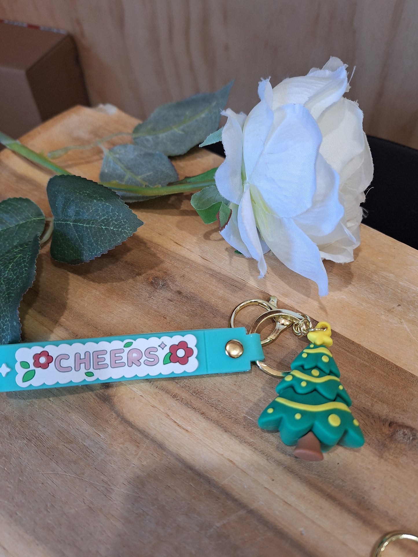 POPULAR CHARACTER KEYRINGS WITH WRISTLET ATTACHED