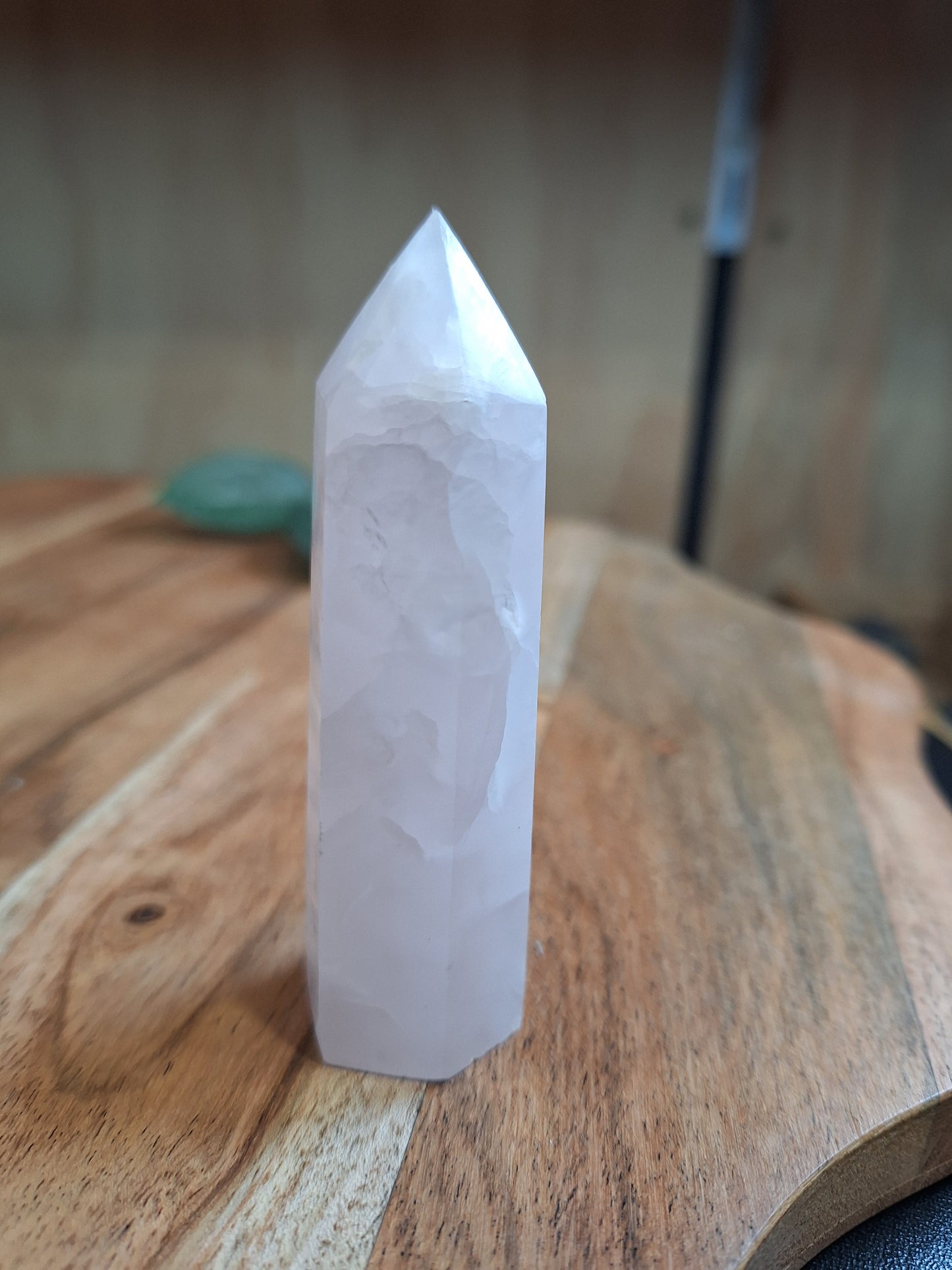 ROSE QUARTZ POINT