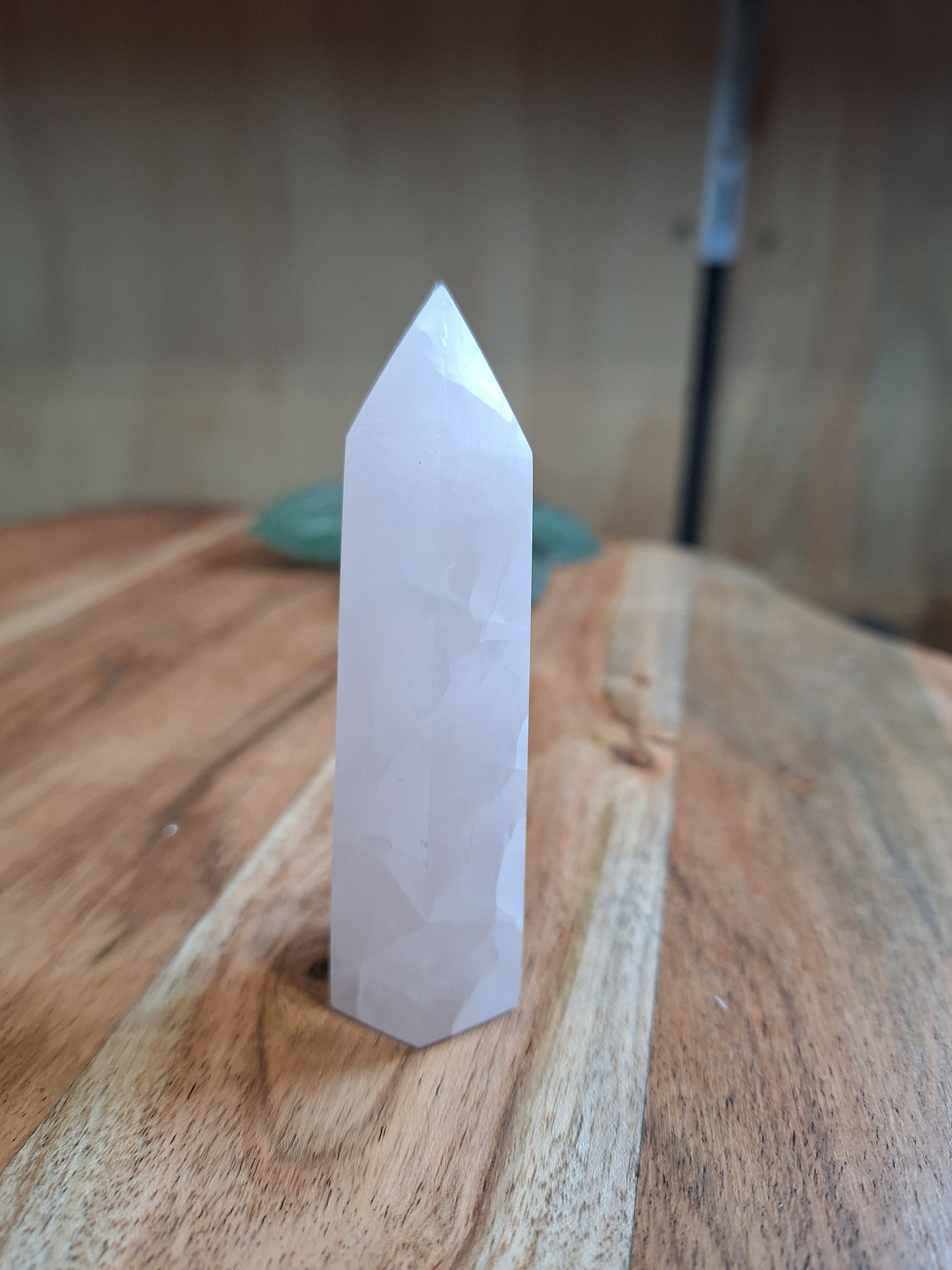 ROSE QUARTZ POINT