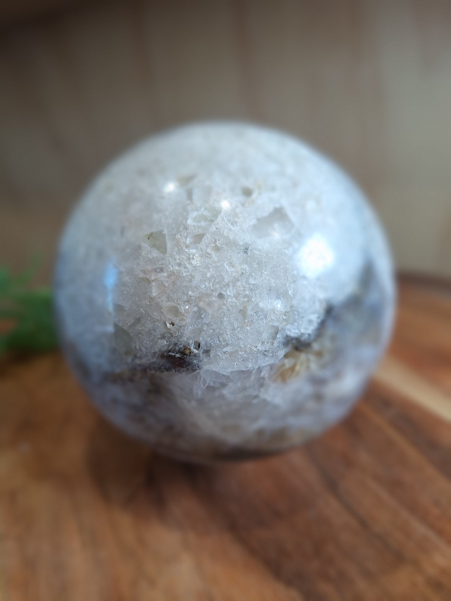 DRUUZY AGATE WITH AMETHYST SPHERE, ALSO UV REACTIVE PIECES 816GRAMS!!!!