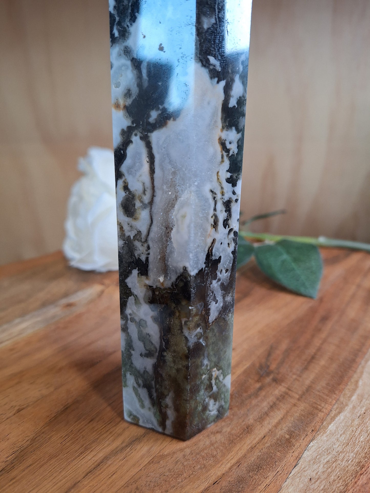 AGATE MOSS TOWER